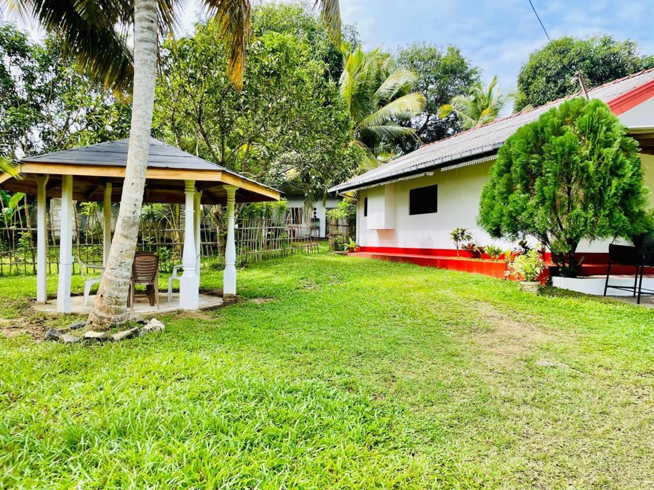 Villa Secret Garden Mirissa Exterior foto